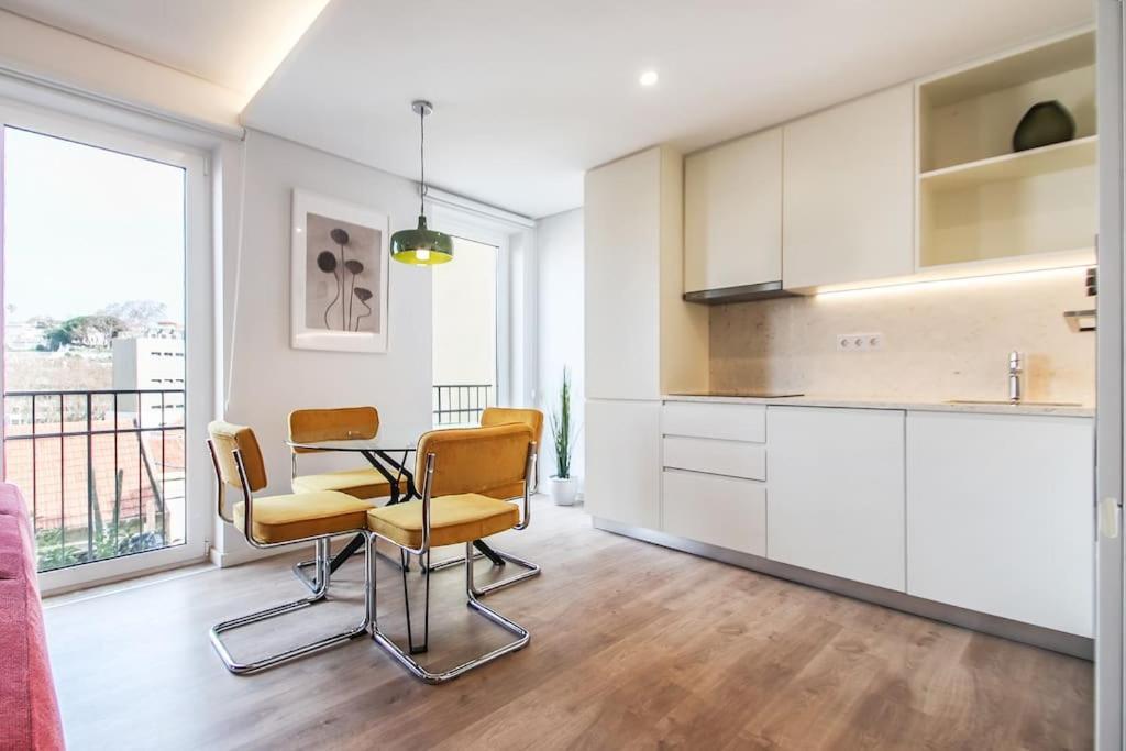 Outstanding Liberdade Spacious 2 Bedroom W Ac Lisboa